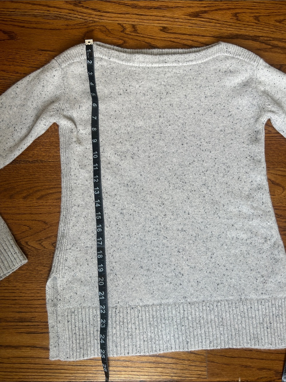 Ann Taylor 100% Cashmere Crew Sweater Gray Size  XS - Picture 8 of 9